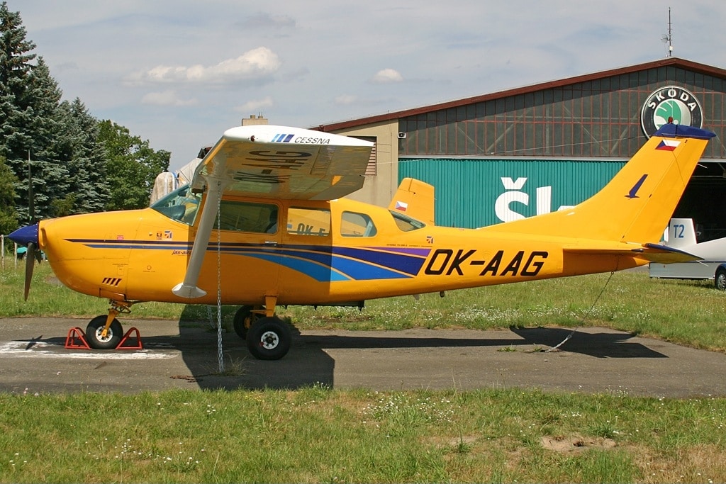 How Much Does A Cessna TU206G Turbo Stationair II Cost? 2