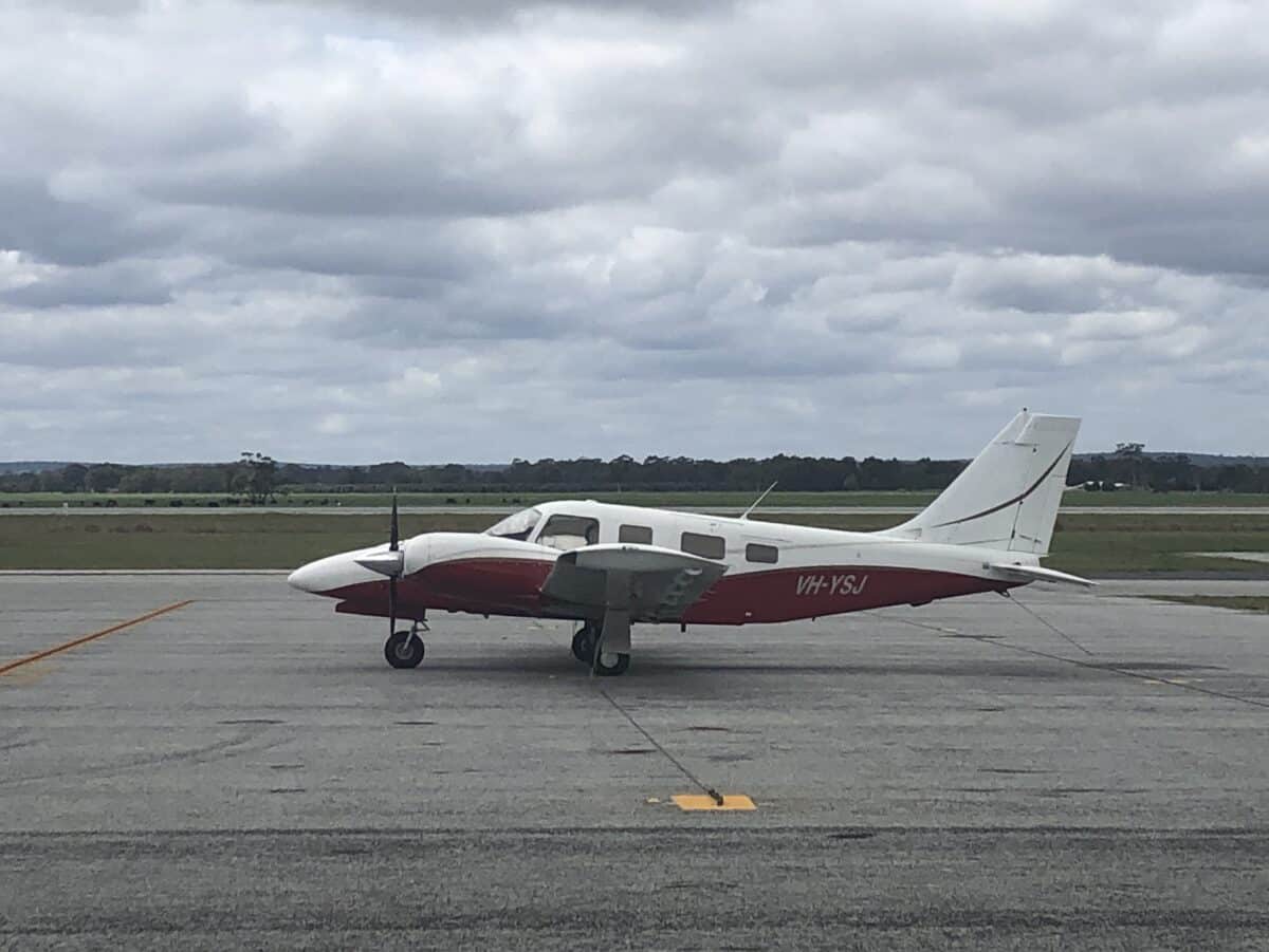 How Much Does a Piper PA-34 Seneca Cost?